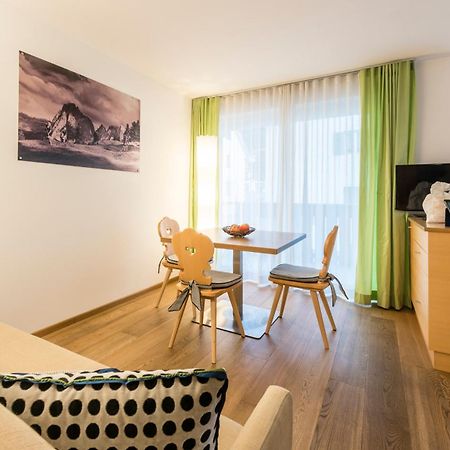 Avita - Suites To Relax Ortisei Eksteriør bilde